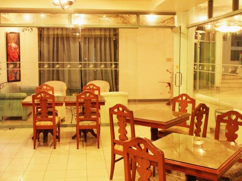 Royal Am Rei Hotel By Reddoorz Bacolod Bagian luar foto
